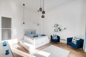 Elizabeth Garden Apartment